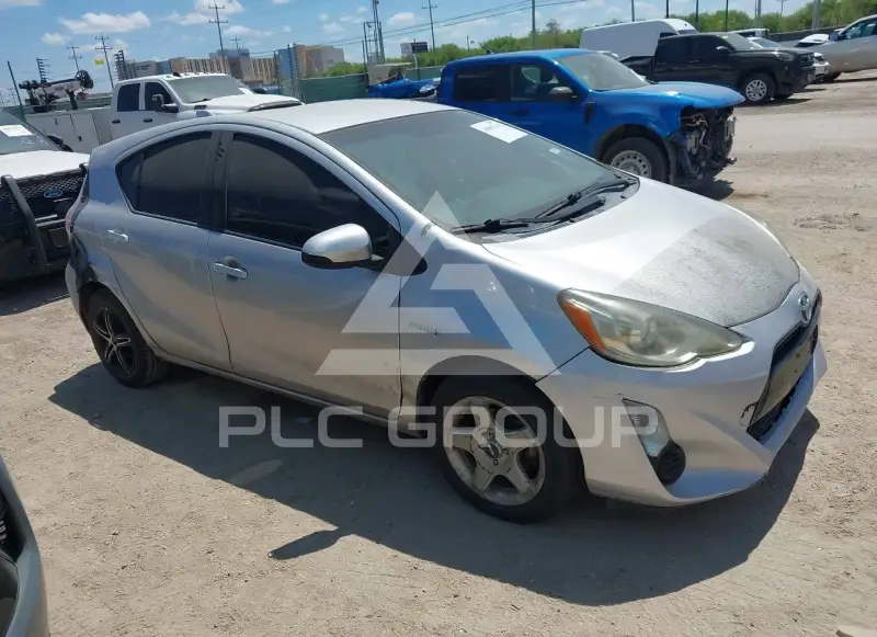 2015 Toyota PRIUS photo