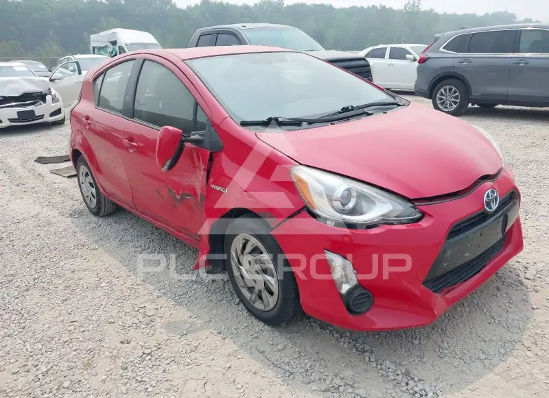 2015 Toyota PRIUS photo