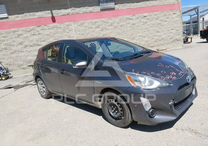 2015 Toyota PRIUS photo