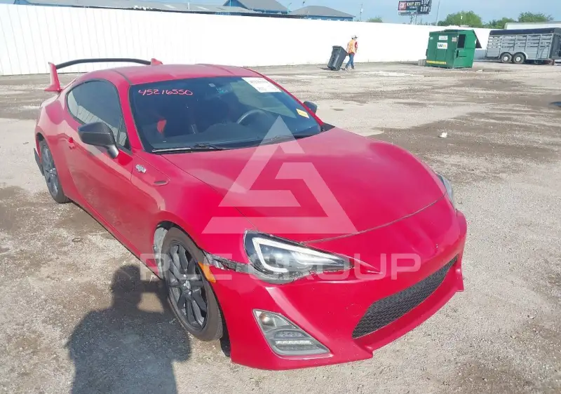2015 Toyota SCION photo
