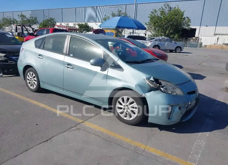 2015 Toyota PRIUS фото