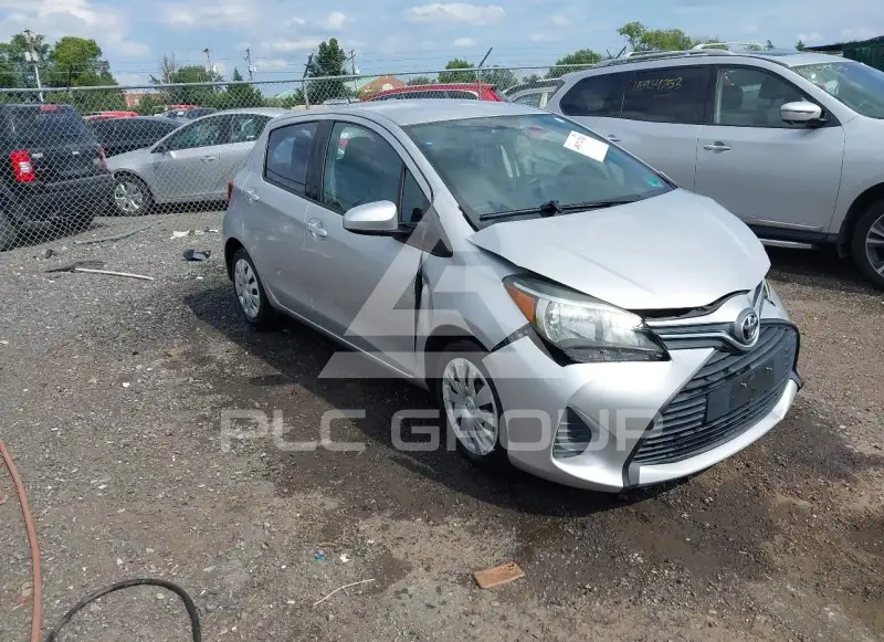 2015 Toyota YARIS фото