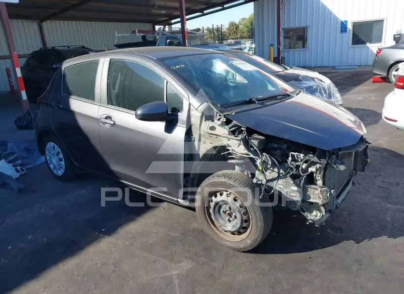 2015 Toyota YARIS photo
