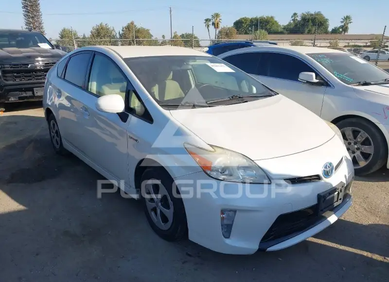 2015 Toyota PRIUS фото
