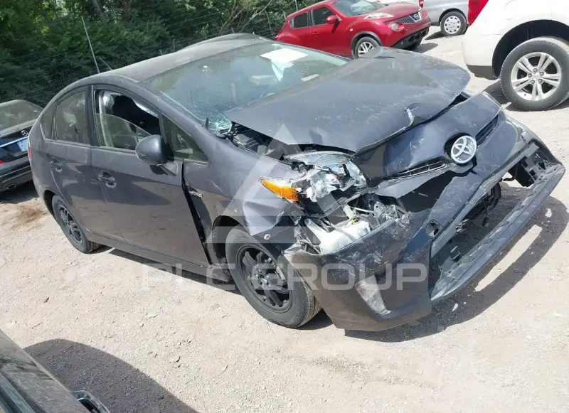 2015 Toyota PRIUS фото