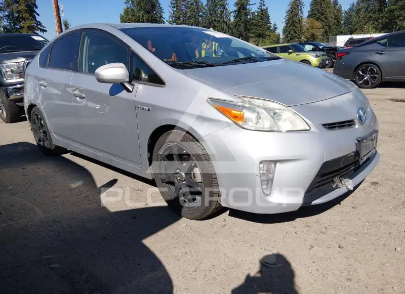 2015 Toyota PRIUS фото