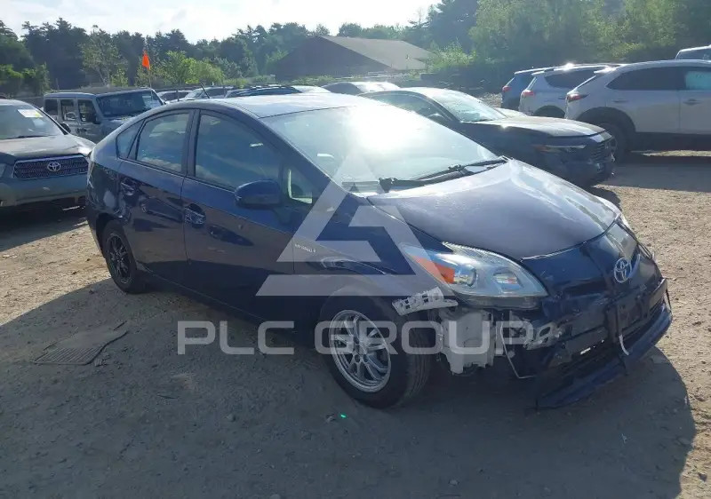 2015 Toyota PRIUS фото