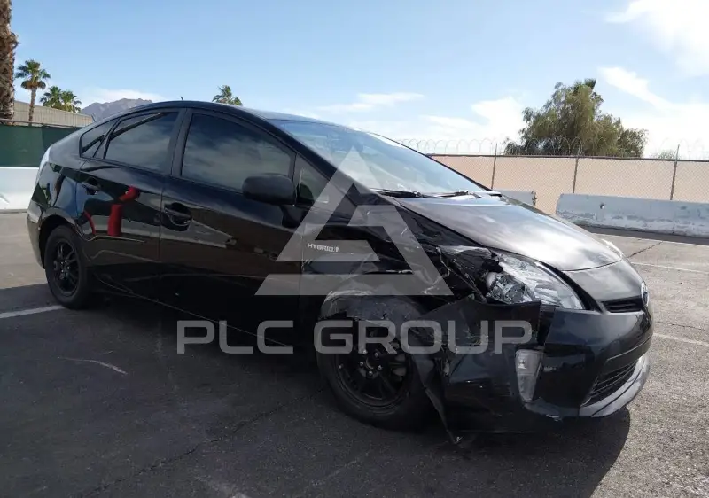 2015 Toyota PRIUS фото