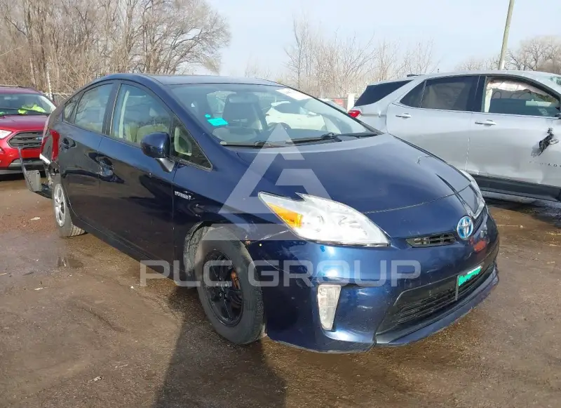2015 Toyota PRIUS фото