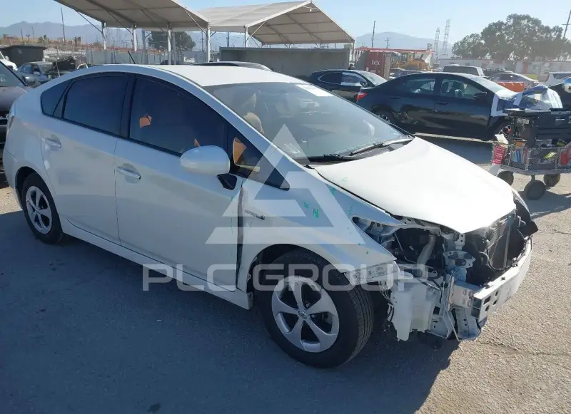 2015 Toyota PRIUS фото