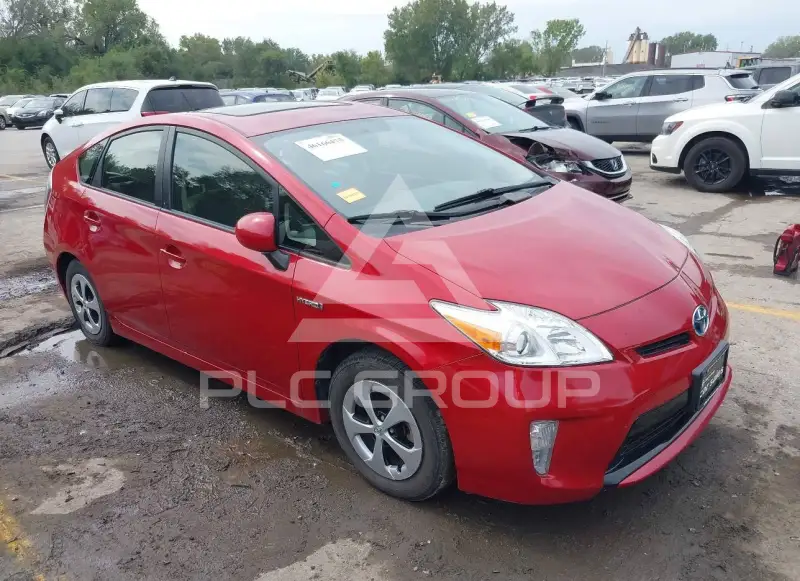 2015 Toyota PRIUS фото