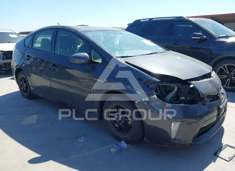 2015 Toyota PRIUS photo
