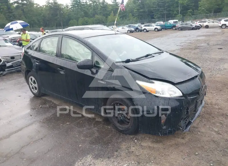 2015 Toyota PRIUS photo