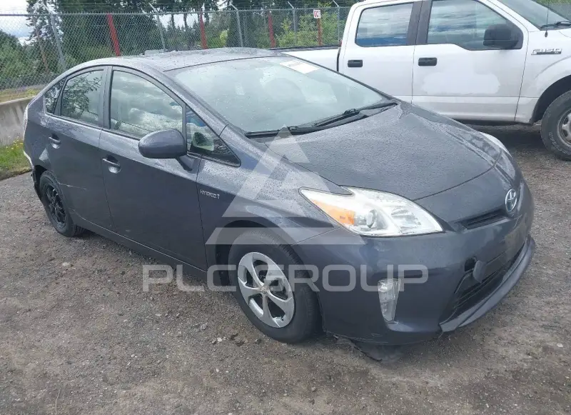2015 Toyota PRIUS фото
