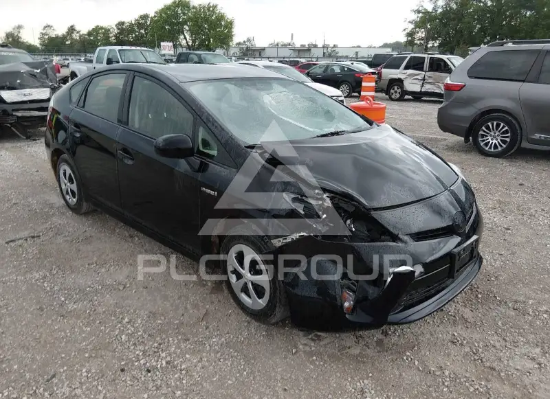 2015 Toyota PRIUS фото