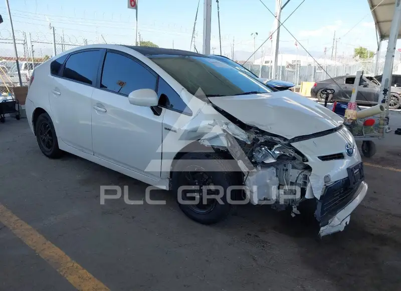 2015 Toyota PRIUS фото