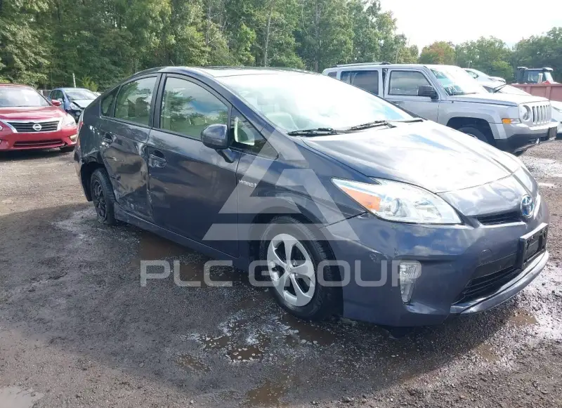 2015 Toyota PRIUS фото