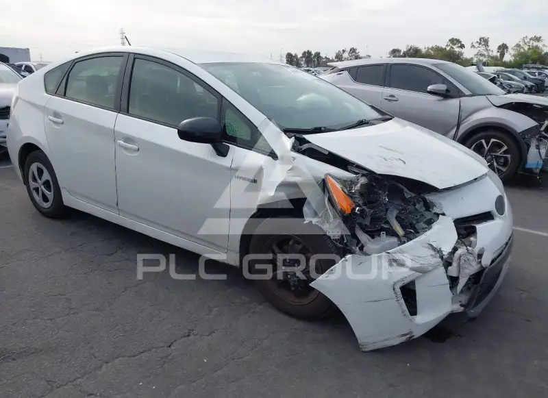 2015 Toyota PRIUS photo
