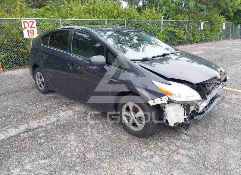 2015 Toyota PRIUS фото