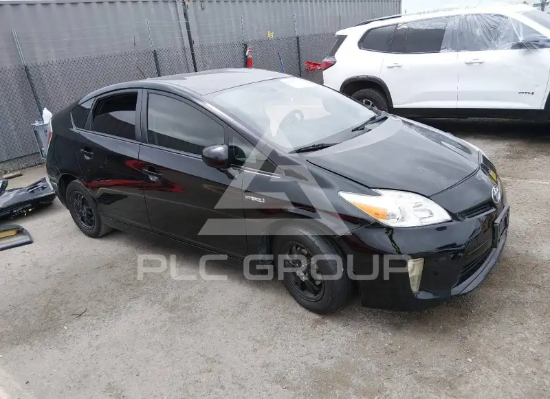 2015 Toyota PRIUS фото