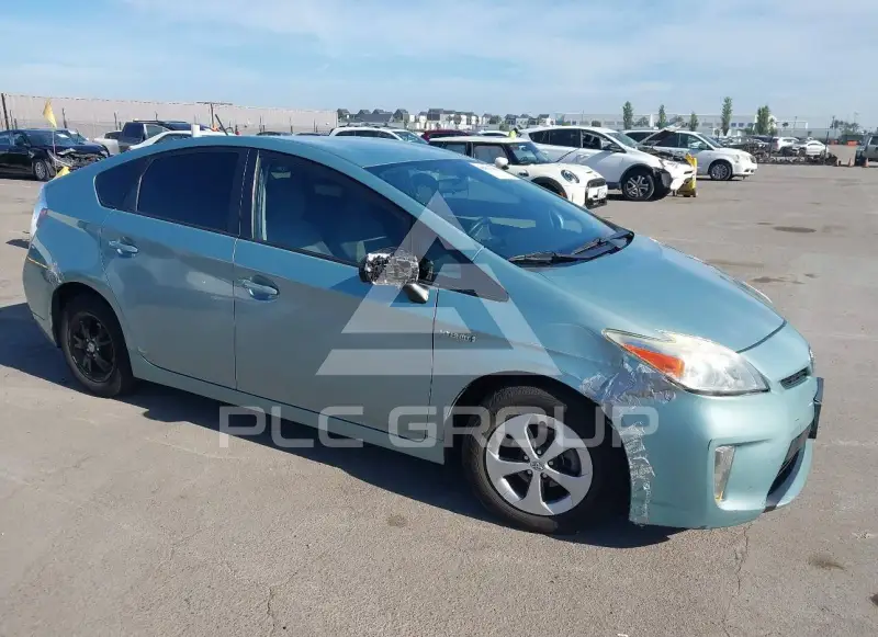 2015 Toyota PRIUS photo