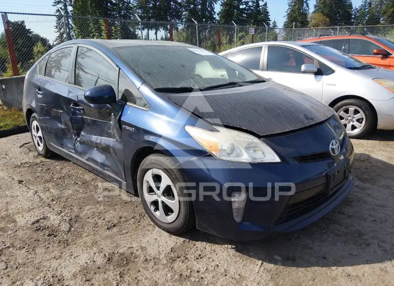 2015 Toyota PRIUS фото