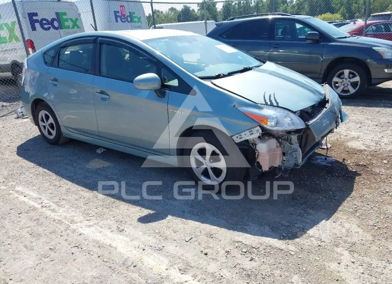 2015 Toyota PRIUS фото