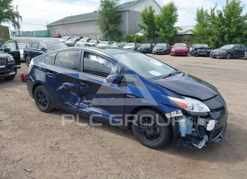 2015 Toyota PRIUS фото