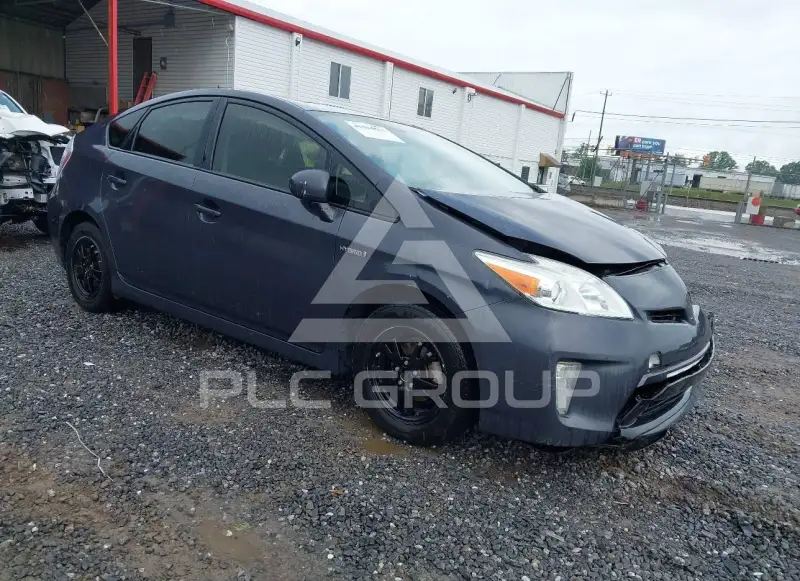 2015 Toyota PRIUS фото