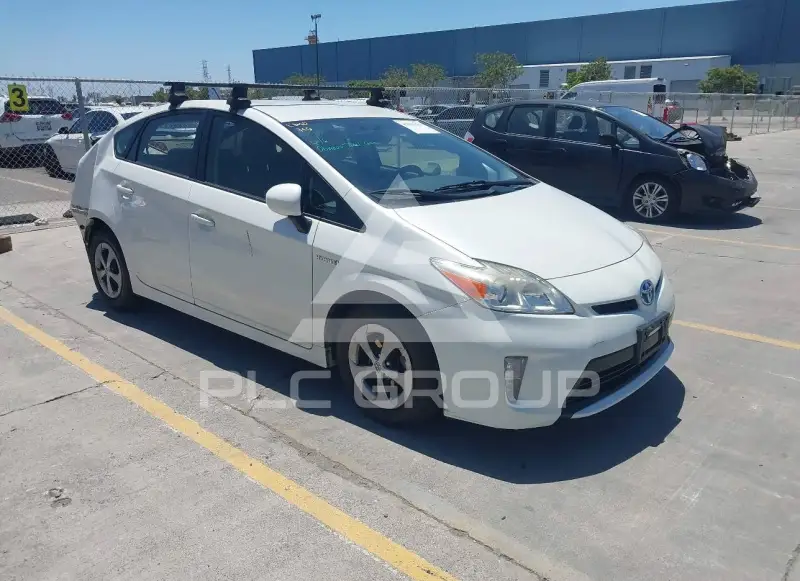 2015 Toyota PRIUS фото