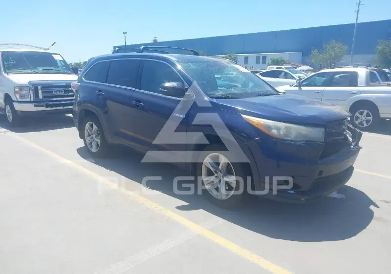2015 Toyota Highlander photo