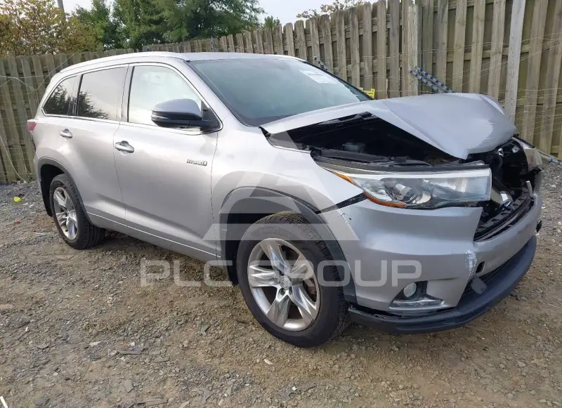2015 Toyota Highlander photo