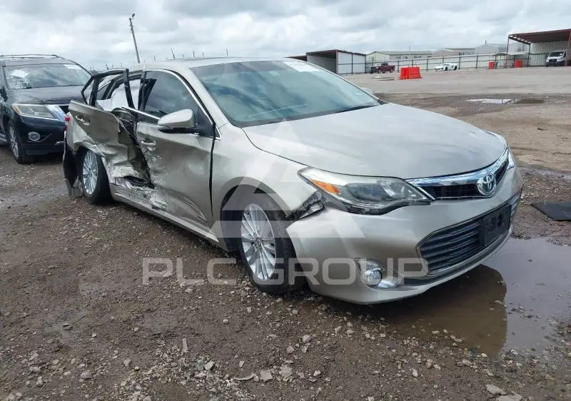 2015 Toyota AVALON фото