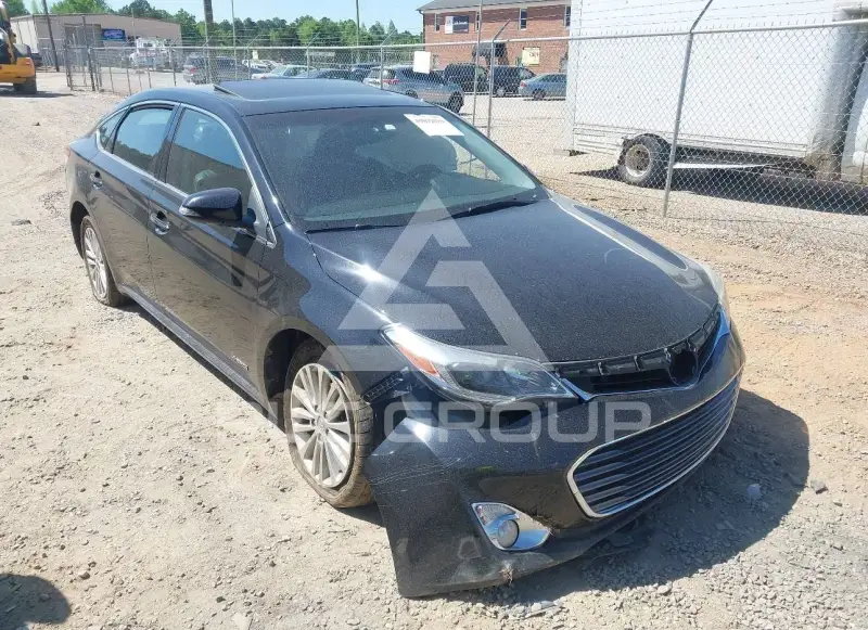 2015 Toyota AVALON фото