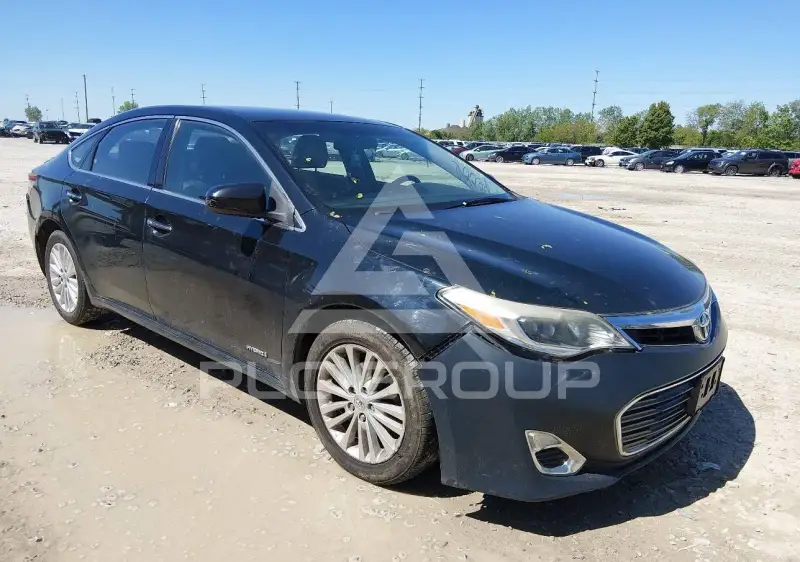 2015 Toyota AVALON фото
