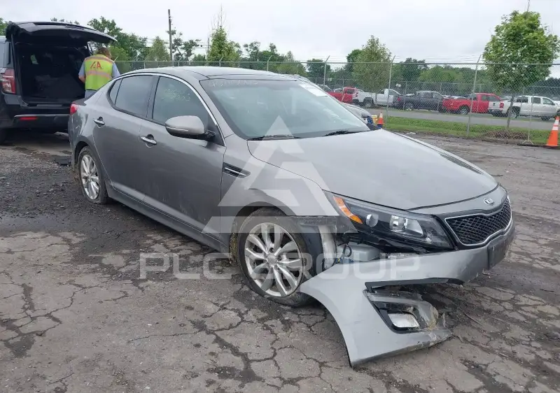 2015 KIA Optima photo