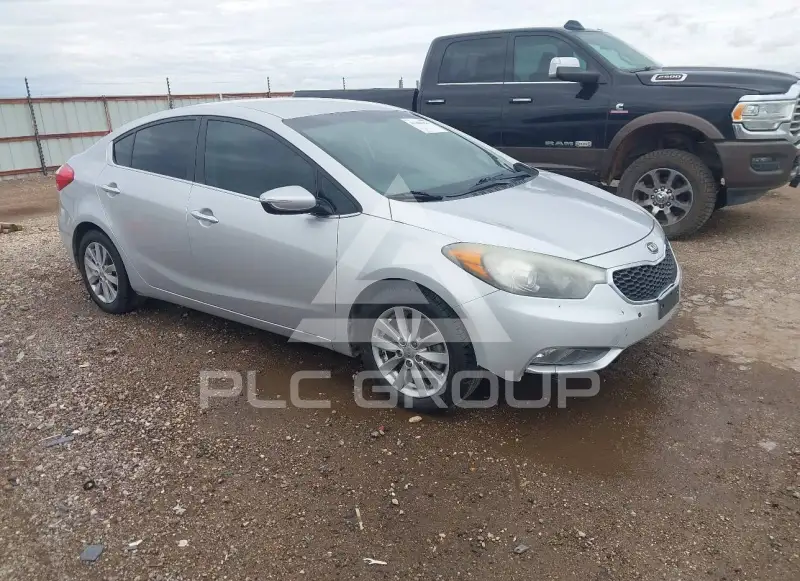2015 KIA Forte photo