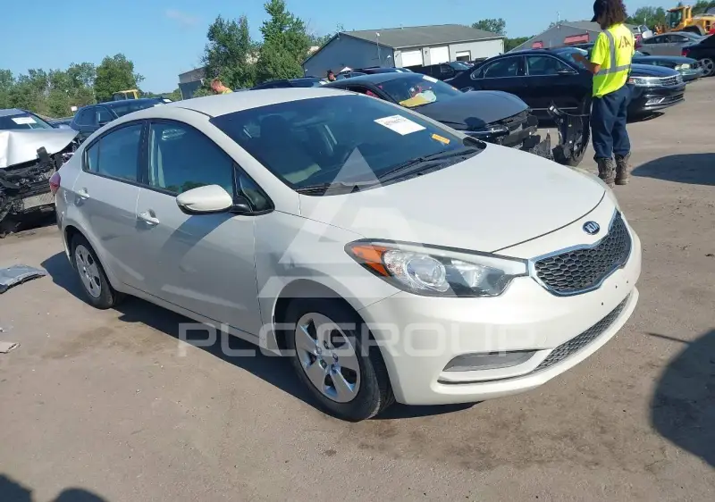 2015 KIA Forte фото