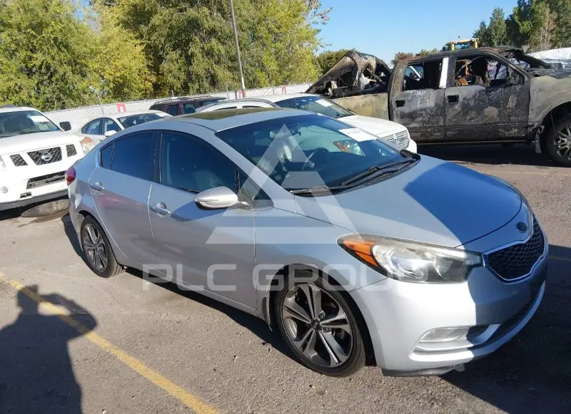 2015 KIA Forte фото