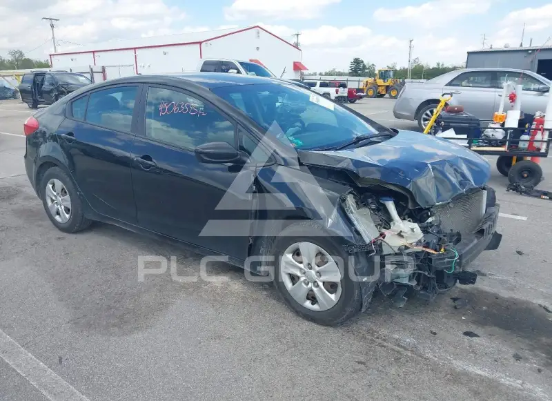 2015 KIA Forte photo