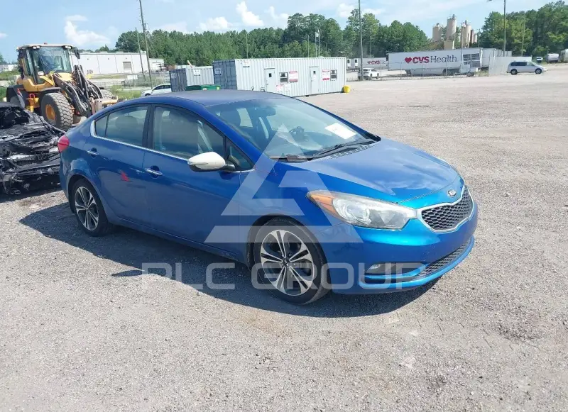 2015 KIA Forte фото