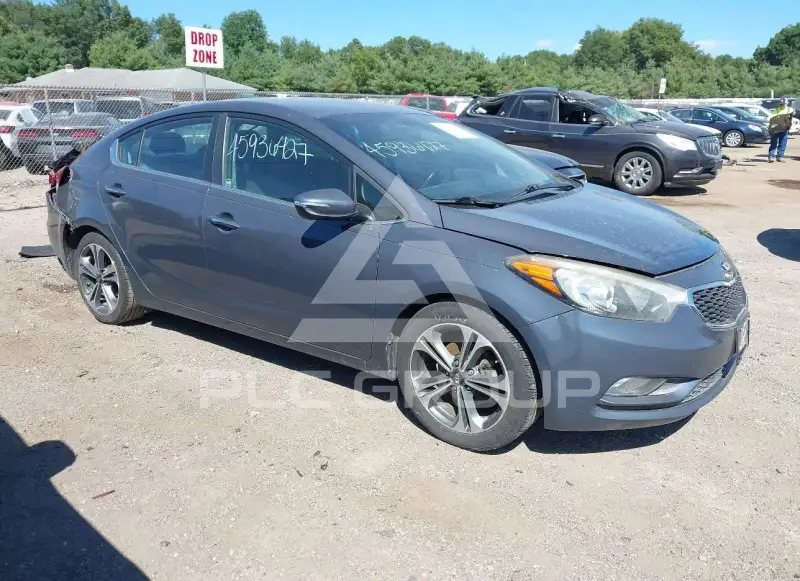 2015 KIA Forte фото