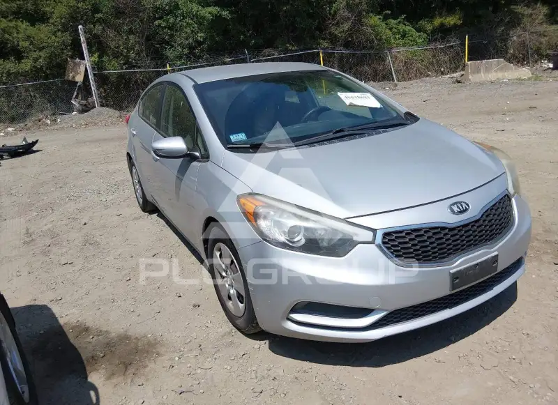 2015 KIA Forte photo