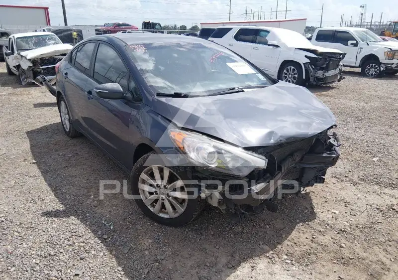 2015 KIA Forte фото