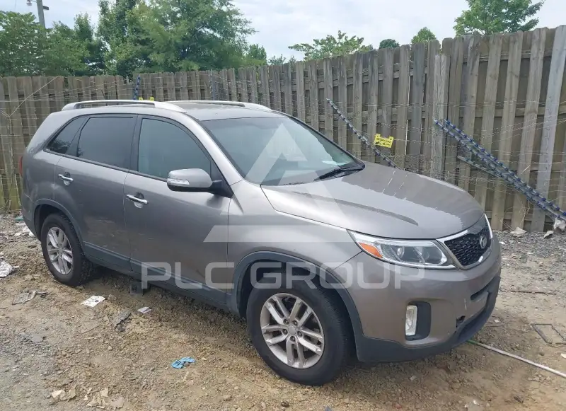 2015 KIA Sorento photo