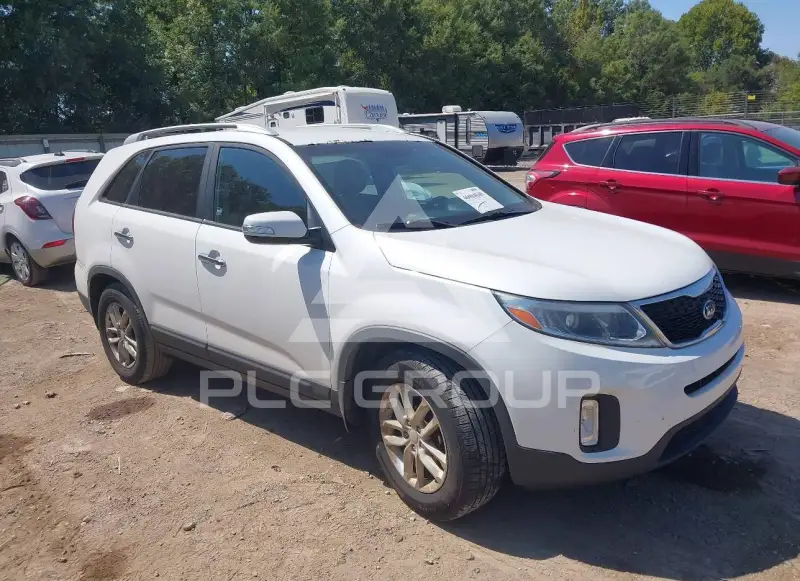 2015 KIA Sorento photo