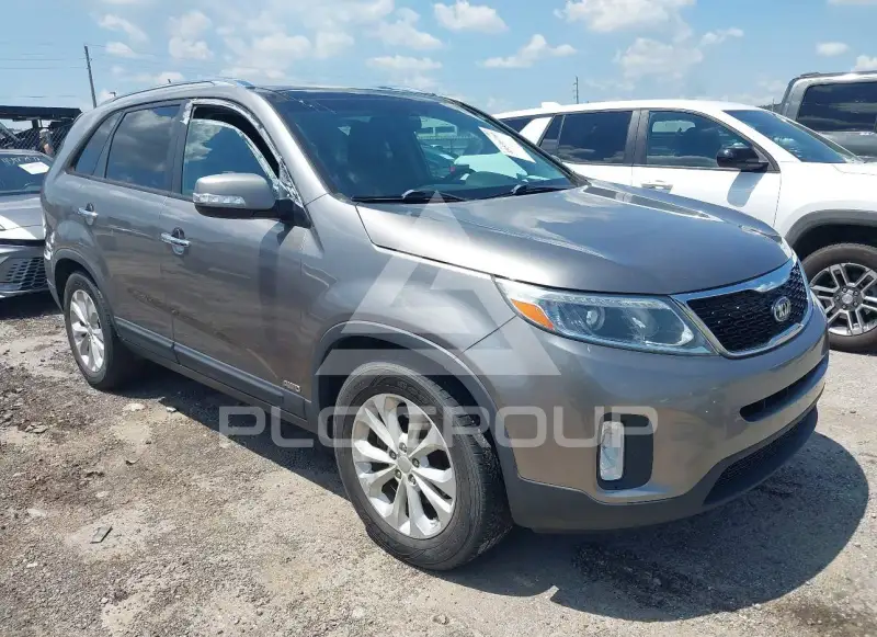 2015 KIA Sorento photo