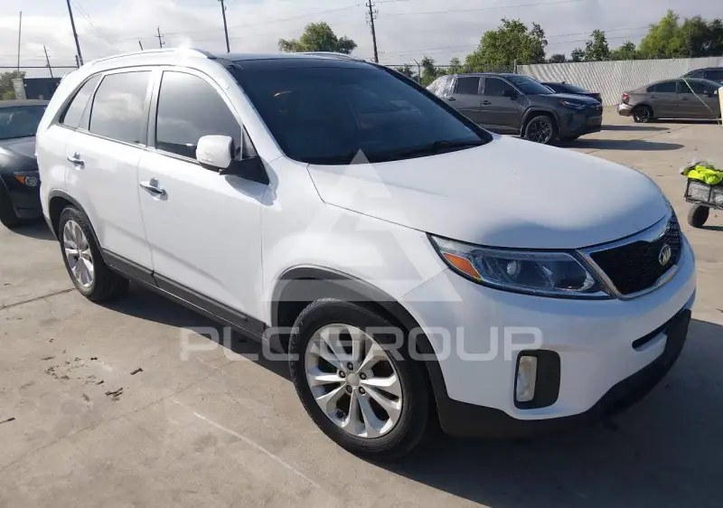 2015 KIA Sorento photo