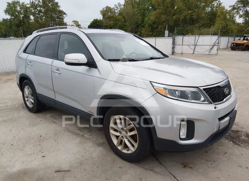2015 KIA Sorento photo