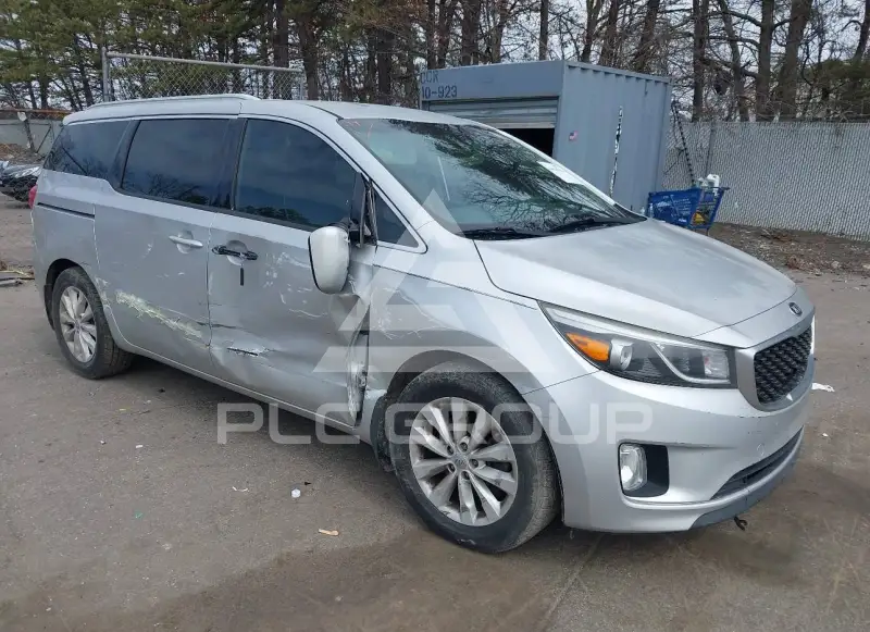 2015 KIA Sedona фото